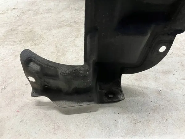 Toyota Prius III Etu Lokasuoja Oikea 53875-47030 image 8