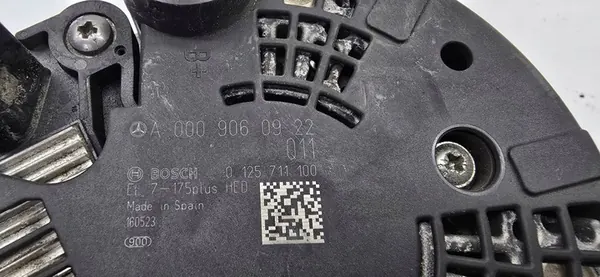 ALTERNATOR MERCEDES W205 1.6 CGI A0009060922 image 5
