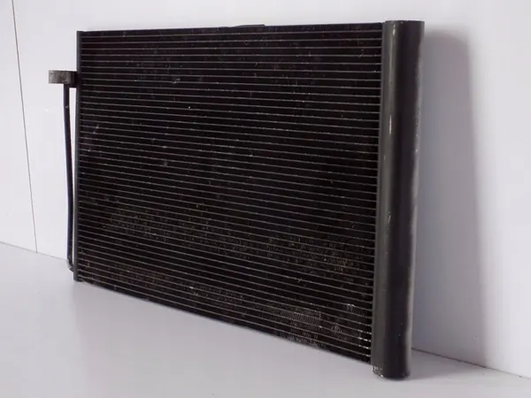 BMW 5 E60 Ilmastointikondensaattori - 64509122825 image 2