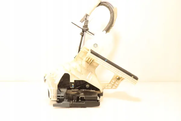 Höger Bakdörrlås Hyundai Elantra VI 81420-F2000 image 6