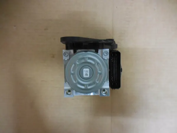 POMPE ABS AUDI Q3 83A 5Q0614517GD image 1