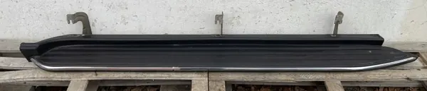 Chrom Trede Rechts OEM 22813711 Cadillac image 2