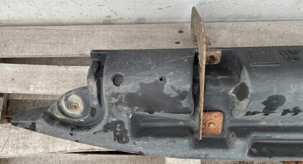 Chrom Trede Rechts OEM 22813711 Cadillac image 6