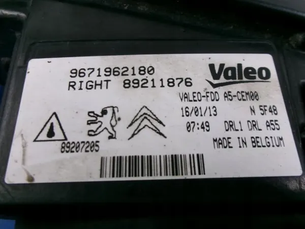 Luz Diurna Citroen DS3 OEM 9671962180 Lado Derecho image 3