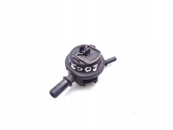 Válvula de refrigeração Porsche Panamera OEM 7P5121671 image 3
