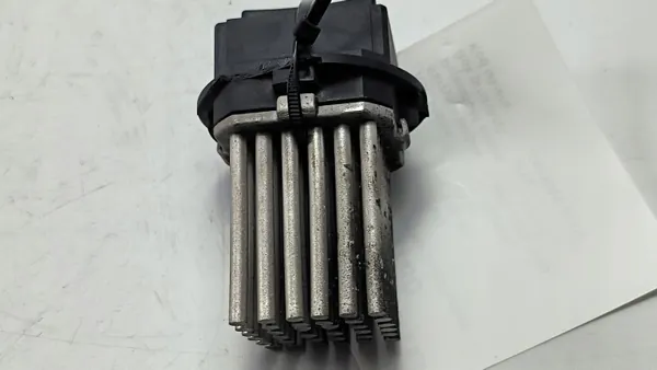 Volvo Gebläsemotorwiderstand OEM 5HL008941-21 image 2