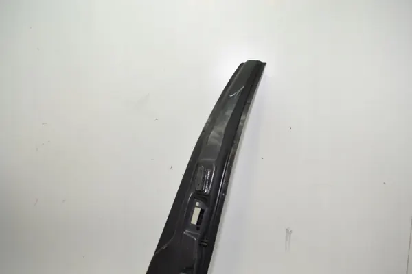 BMW E36 Sedan vasen sivupaneeli käytetty image 5