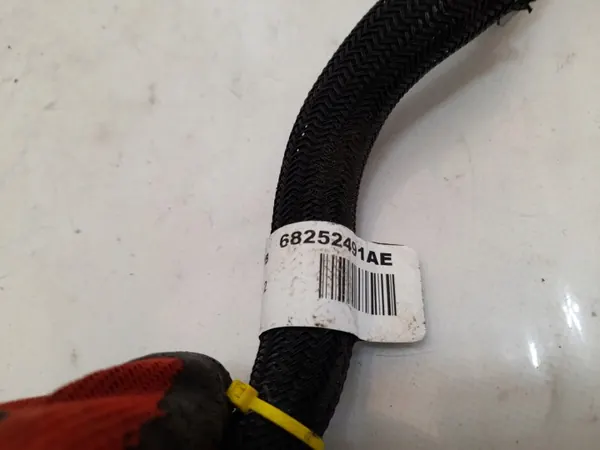 Tanque direção assistida Jeep Gladiator JT OEM 68252490AD image 4