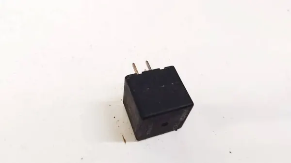 Cadillac SRX Rela 2005 4.6L KÄYTETTY 12177234 image 2