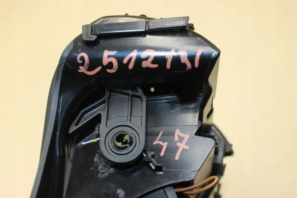 BMW F10 F11 Voor middenconsole asbak OEM 9171558 9206663 image 5