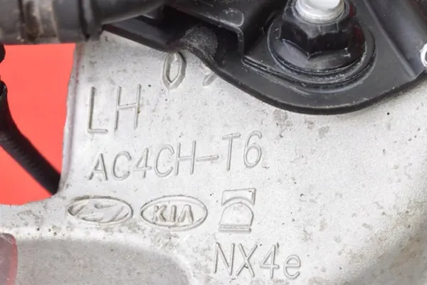 Linkes hinteres Radlager OEM 55270-R2000 - Gebraucht image 5