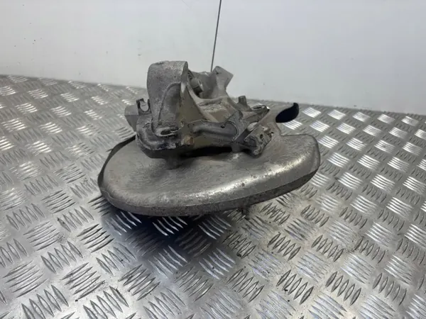 Buje Rueda Trasera Derecha Audi A4 B9 OEM 8W0505460F image 6