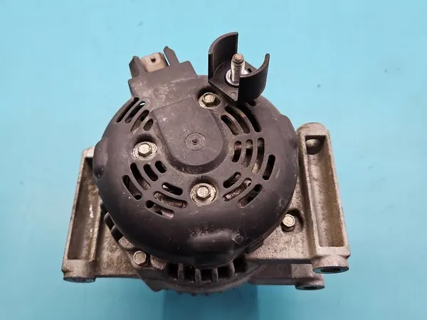 Vaihtovirtageneraattori Opel Astra V K 1.6 CDTI OEM 13587304 image 4