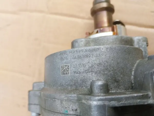 Imupumppu BMW N55 35I 35XI OEM 8618897 image 4