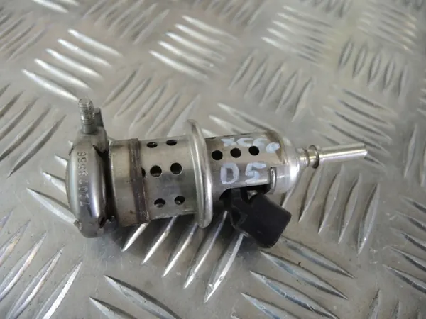 Volvo OEM 32203677 AdBlue-suutin V90 XC60 2.0D:lle image 2