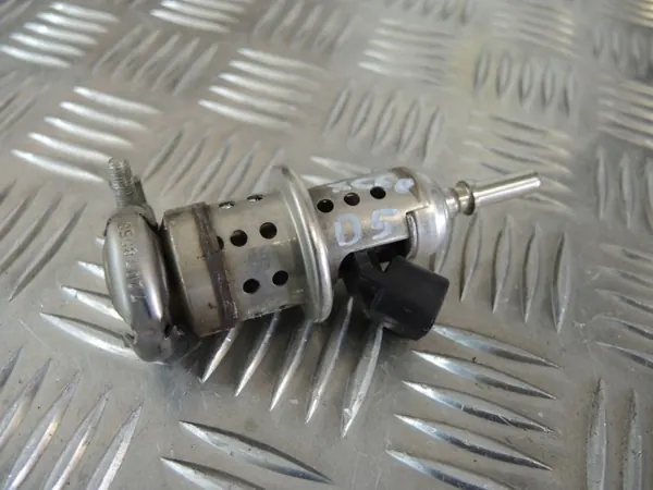 Volvo OEM 32203677 AdBlue-suutin V90 XC60 2.0D:lle image 3