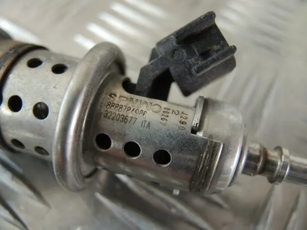 Volvo OEM 32203677 AdBlue-suutin V90 XC60 2.0D:lle image 6