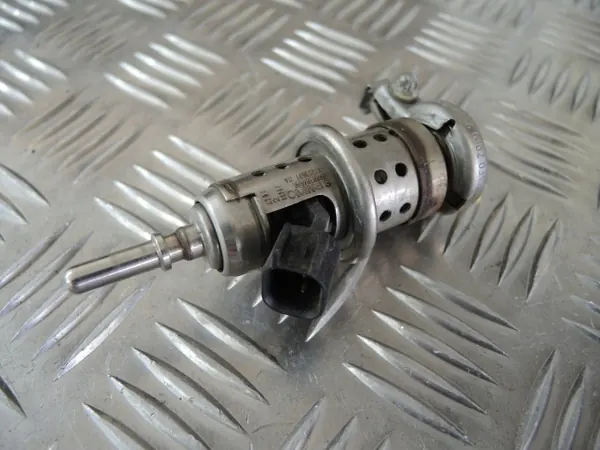Volvo OEM 32203677 AdBlue-suutin V90 XC60 2.0D:lle image 7