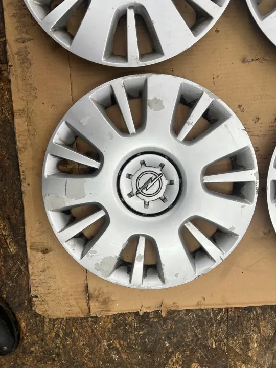 Tampas Opel OE 13242075 - 17" Usado image 3