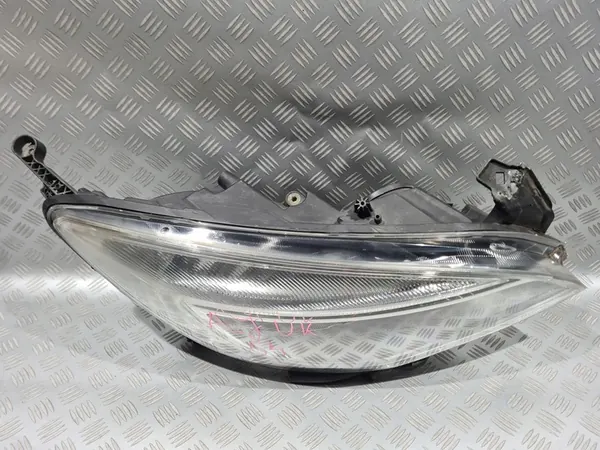 Oikea etuvalaisin Opel Astra J image 4