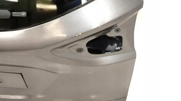 Ford Kuga MK2 Baklucka OEM 360180606 2013-2016 image 6