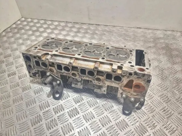 Mercedes-Benz OE A6110105020 Culata Motor Usada image 2