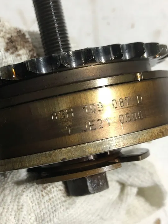 Motorparti Volkswagen Touareg II 03H109087D image 4