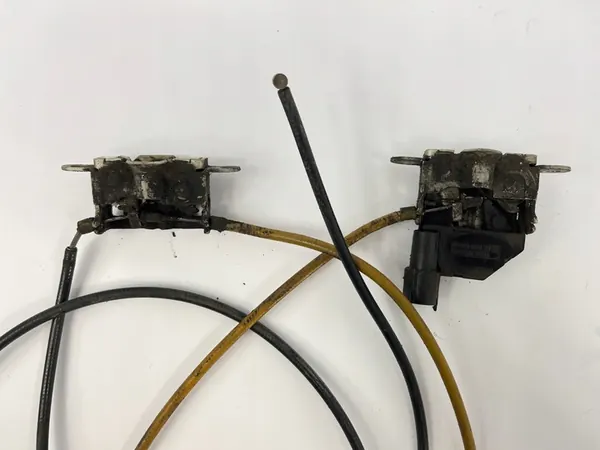 Motorhuvudlås kabel Mercedes W140 image 4