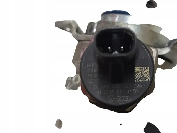 Kraftstoffinjektorpumpe VW Audi Seat 1.2 TSI 03C127026J image 2