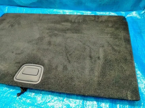 Tapete bagageira Mercedes W213 Carrinha OEM 310126173915 image 3