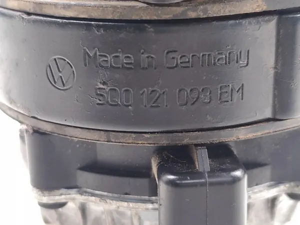 Skoda Superb Webasto Umwälzpumpe OEM 5Q0121093EM image 7