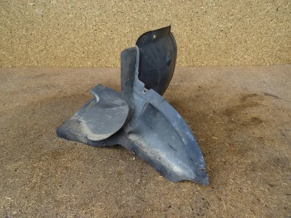 SKODA OCTAVIA II Right Front Wheel Arch 1Z0809954B image 4