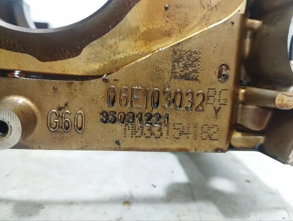 Audi Q7 4L 2015 Vevaxelhållare image 10