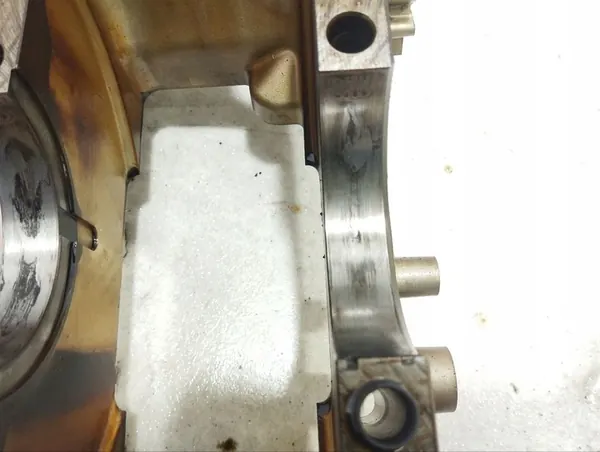 Audi Q7 4L 2015 Vevaxelhållare image 6