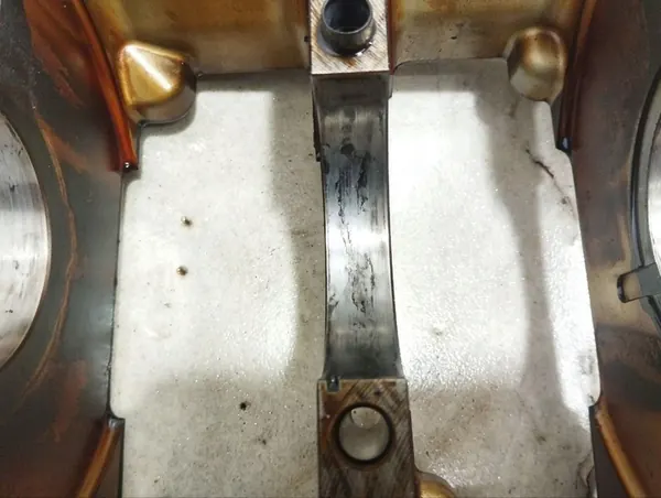 Audi Q7 4L 2015 Vevaxelhållare image 9