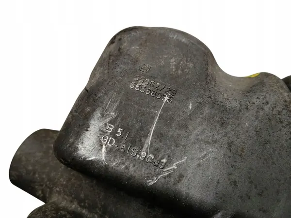 Cárter de aceite OEM 55562729 para Opel 1.2 16V image 4