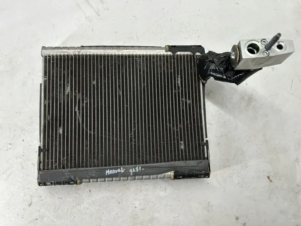 Maserati Ghibli AC-förångare OEM 673009412 image 2