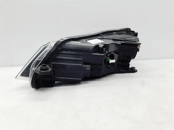 SKODA SUPERB III 15r+ Rechtes Scheinwerfer Full LED image 5