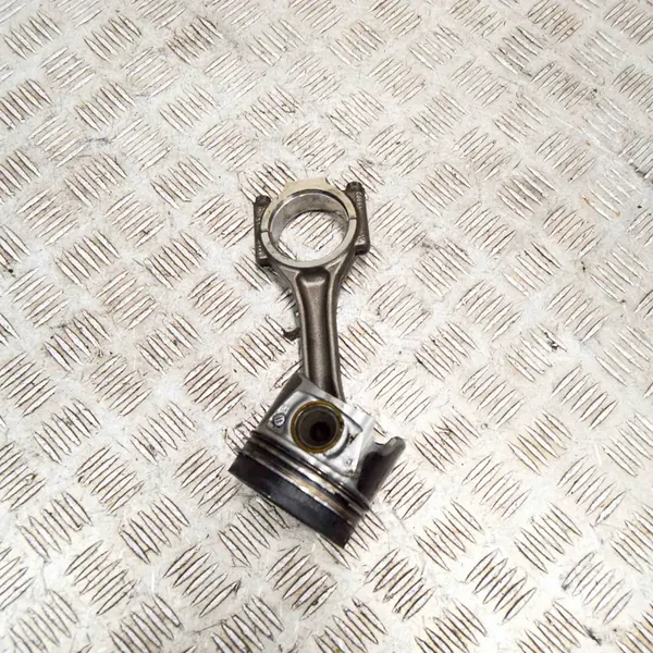 Audi A5 2.0L Kolv 2015 image 3