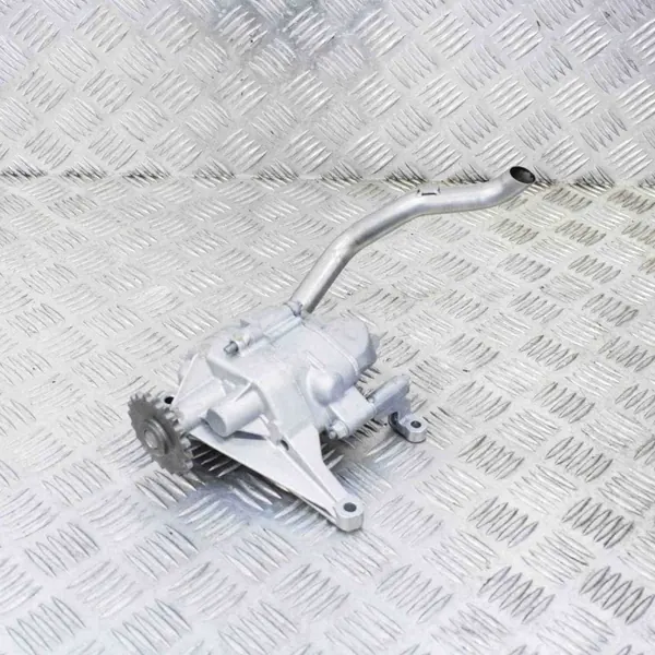 Bomba de óleo Mercedes-Benz OEM A2275964610 - Usada image 5