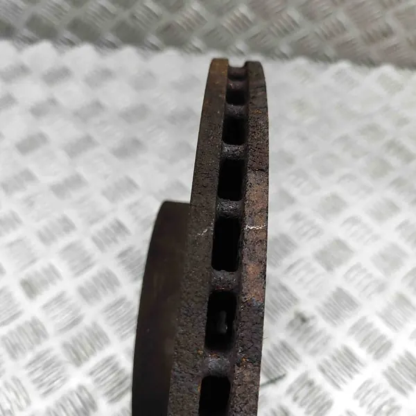 Disco de Freio Dianteiro Direito VW Polo 2Q0615301N image 3