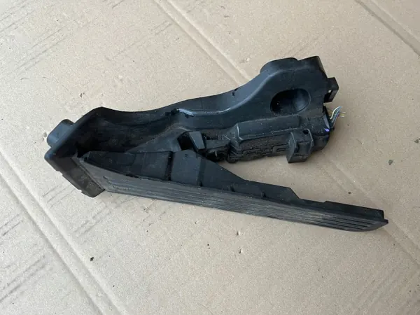 OEM 1K1721503L Gaspedaalpotentiometer VW Golf V image 2