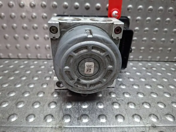 Bomba ABS OEM 9836177780 para Peugeot 208 II Corsa F image 3