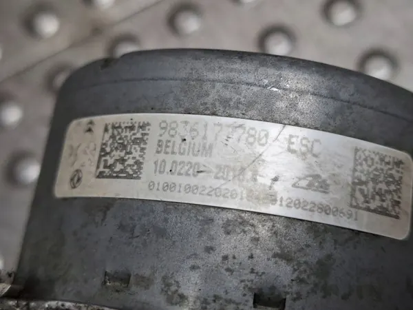 Bomba ABS OEM 9836177780 para Peugeot 208 II Corsa F image 5