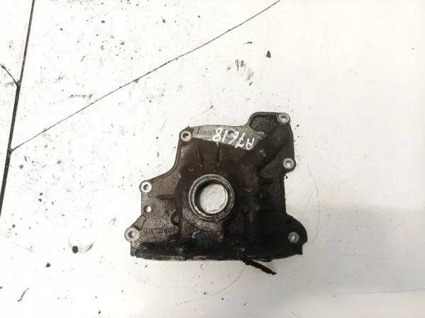 Öljypumppu OEM 036115105 Volkswagen Golf 1.4L image 2