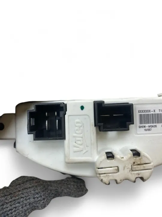Mercedes-Benz Blazervoorschakelweerstand OEM T1015286S - Gebruikt image 7