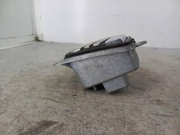 Poignée de coffre OEM 5P08275650 pour Seat Toledo III image 5