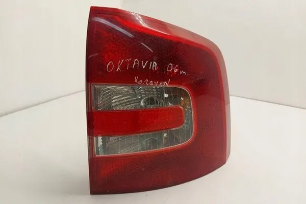 Höger bakljus SKODA OCTAVIA II 1Z9945112B image 3