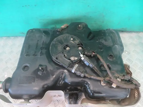 Depósito AdBlue OEM 172A22038R para Movano NV400 2.3 image 4