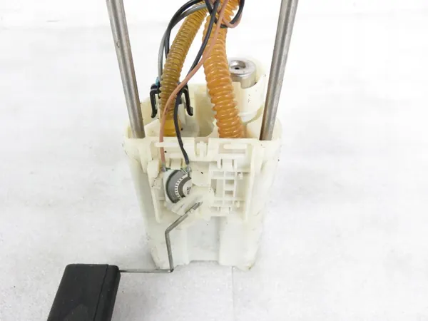 Bomba de combustível OEM 28129639 para Tata Indica 1.4 image 5
